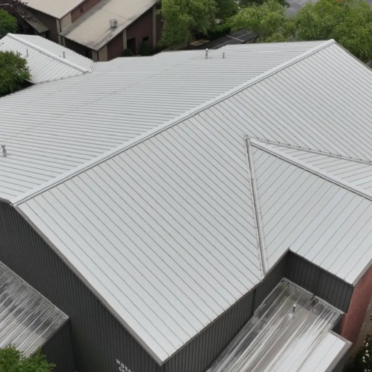 Signs You Need Tile Roof Repair – Learn how tile roofing solutions from Shepherd Tile Roofing can protect your property and add long-term value across Dallas–Fort Worth and East Texas.