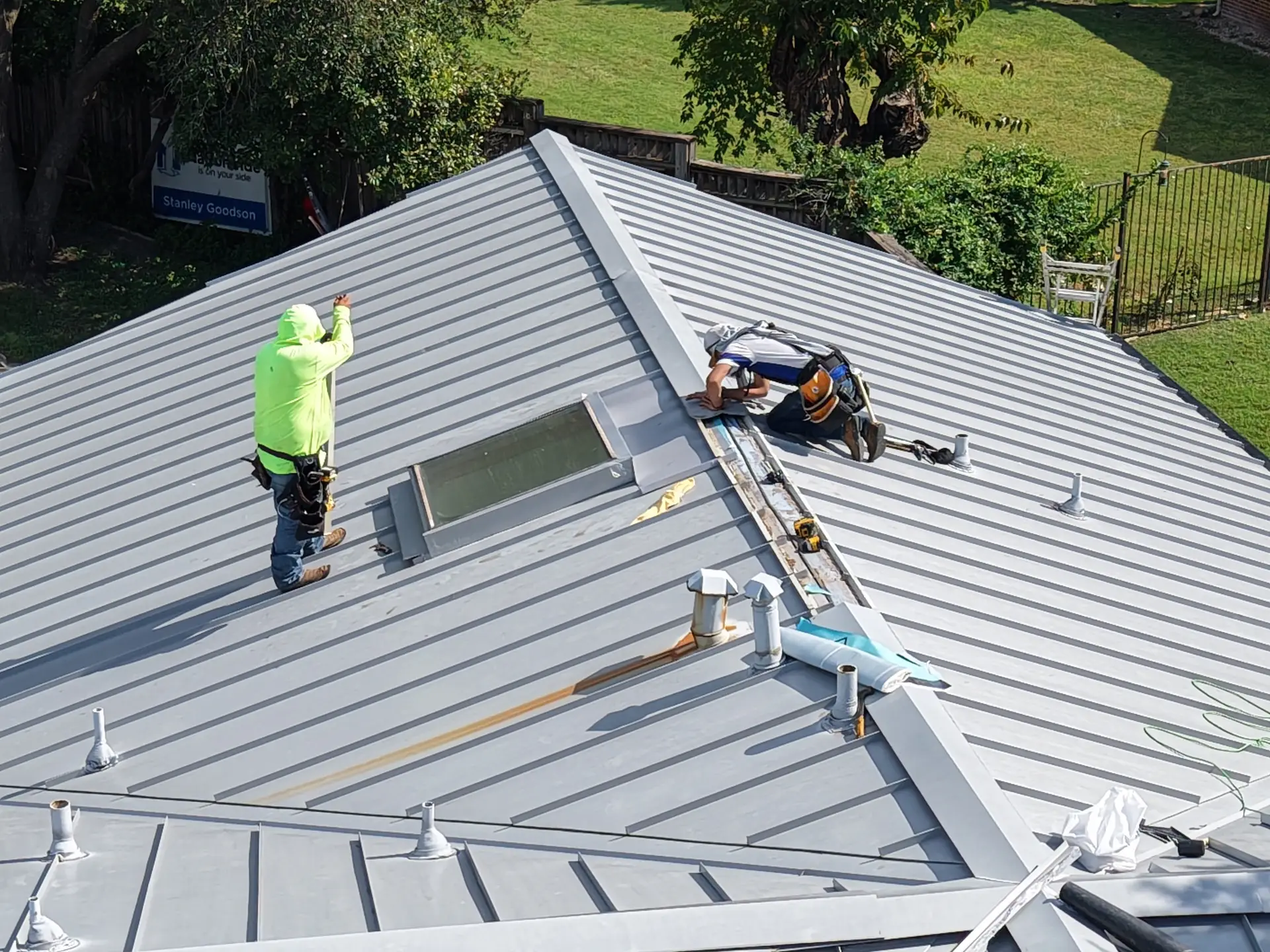 Diagnose leaking skylight repair metal roof DFW